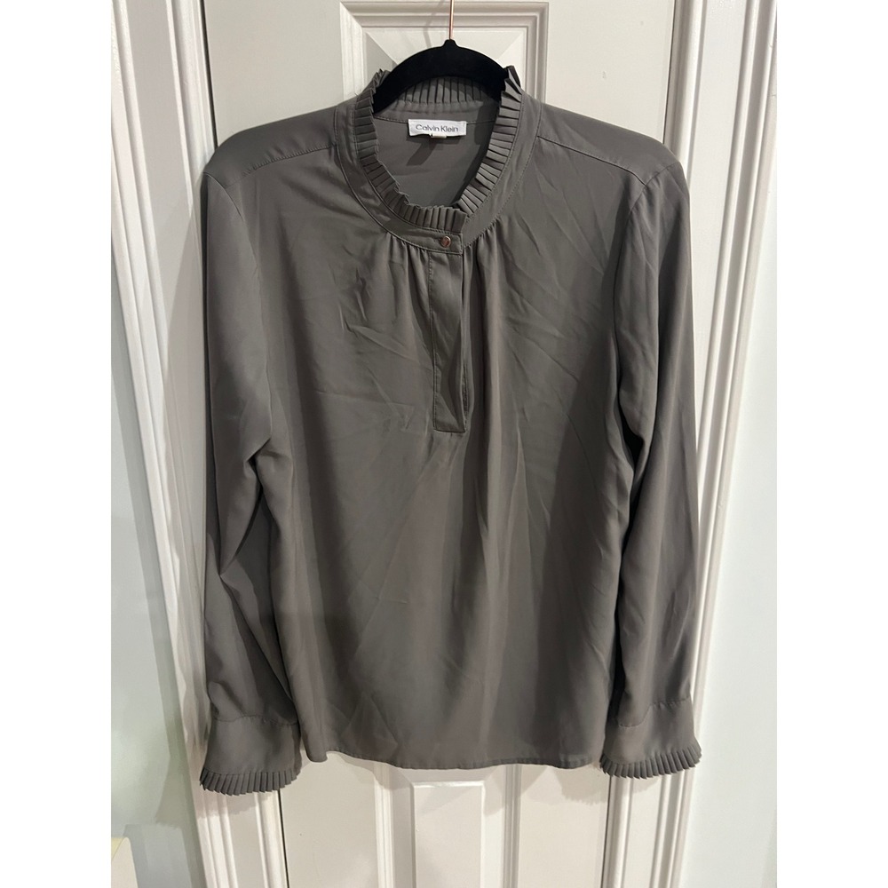 Calvin Klein Gray Pleated Mock Neck Long Sleeve Blouse Top Large
